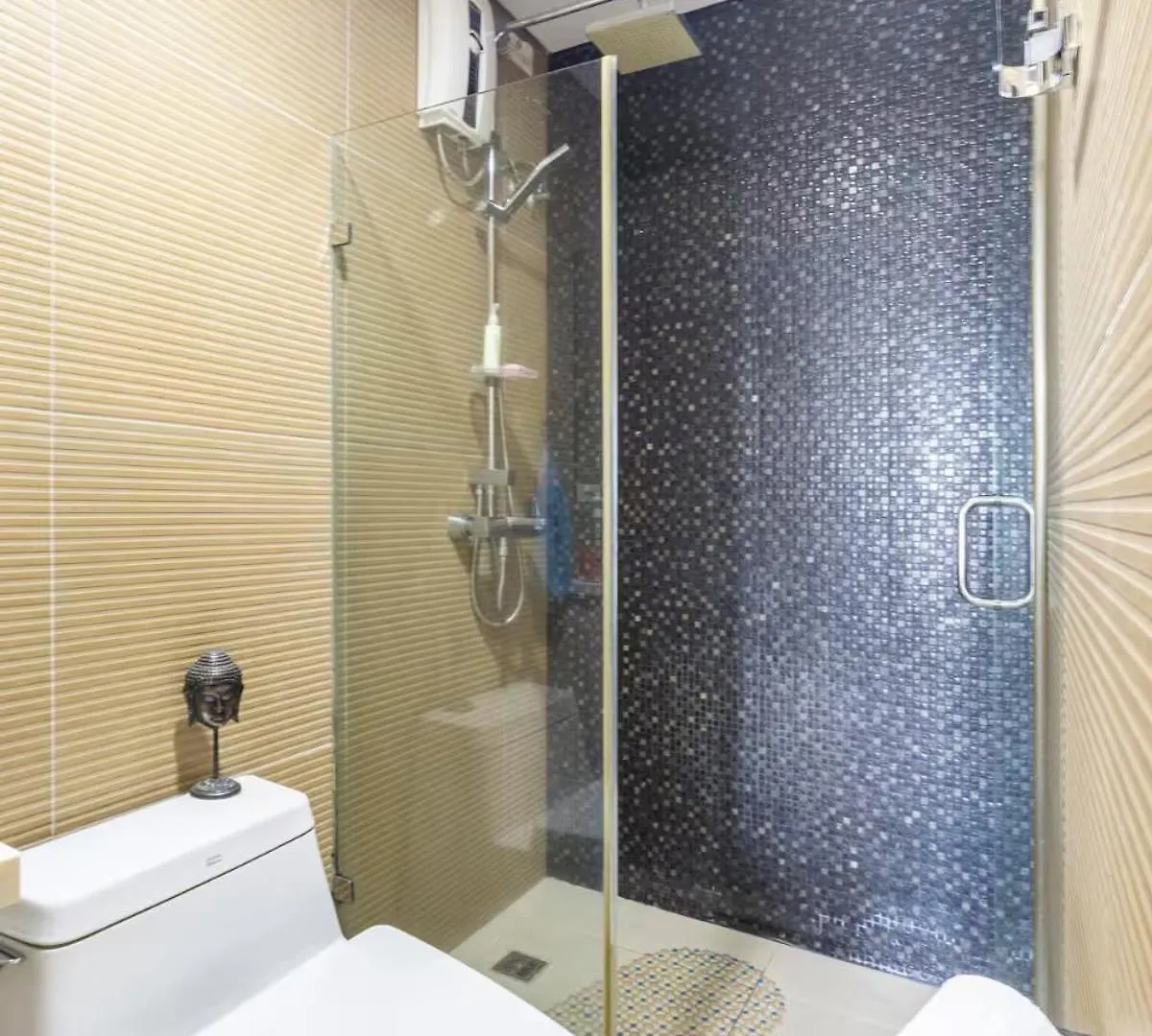 Cozy And Comfy Staycation At The City Manila Aparthotel